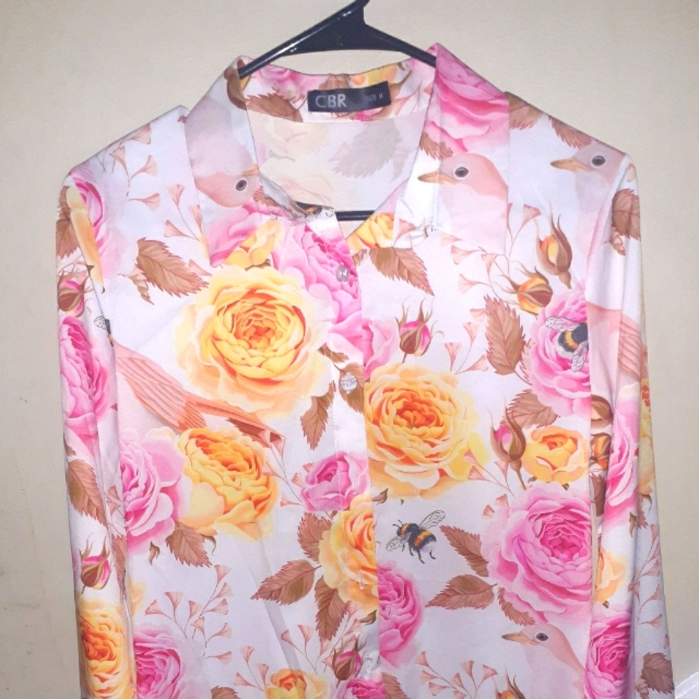 CBR medium button down blouse